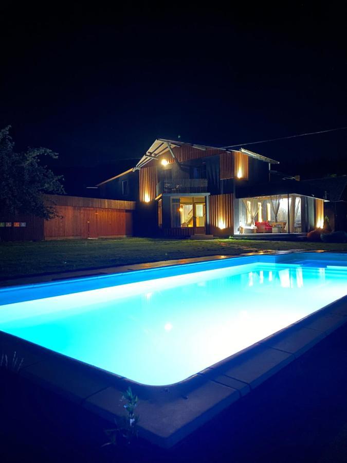 Vila Mishelter Mihove Exteriér fotografie
